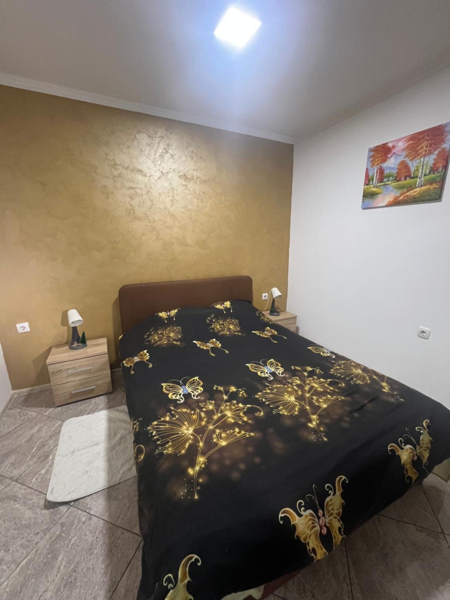 Aurora Apartment Сомбор Экстерьер фото